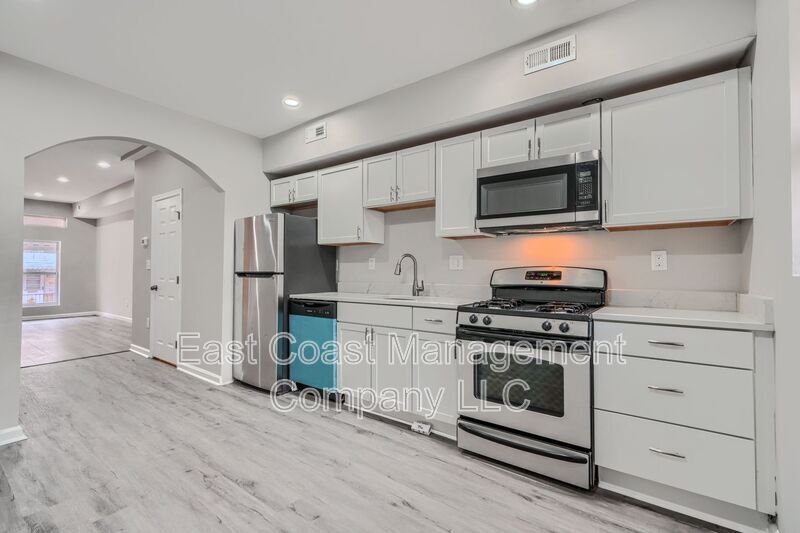 2622 Llewelyn Ave in Baltimore, MD - Building Photo