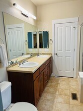 7828 E 21st Ave in Denver, CO - Foto de edificio - Building Photo