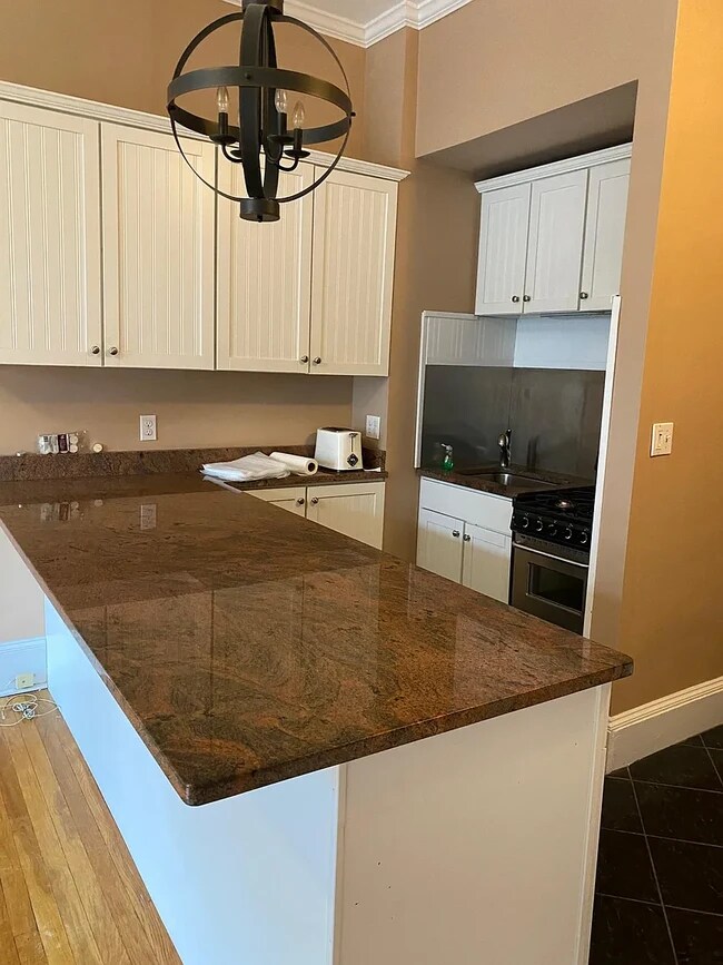 400 Marlborough St, Unit 7 in Boston, MA - Building Photo - Building Photo