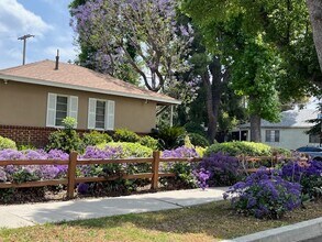 14656 Morrison St in Sherman Oaks, CA - Building Photo - Building Photo