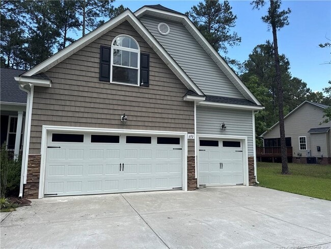272 Maplewood Dr in Sanford, NC - Building Photo - Building Photo