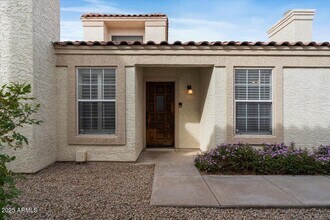 3333 E Woodland Dr in Phoenix, AZ - Building Photo - Building Photo