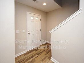 557 Truman Dr in Goose Creek, SC - Building Photo - Building Photo