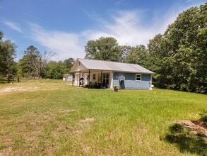 11 Winding Ridge in Huntsville, TX - Building Photo - Building Photo