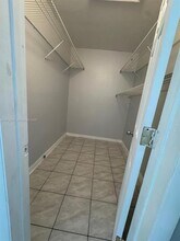 1522 NE 34th Ct in Oakland Park, FL - Building Photo - Building Photo