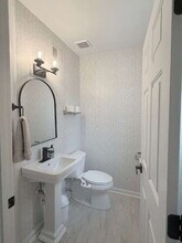 978 Harrison Cir in Alexandria, VA - Building Photo - Building Photo