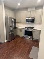 4325 Savoy Ln in McHenry, IL - Building Photo