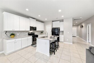 204 Tulum Ter in Leander, TX - Building Photo - Building Photo