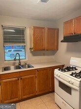 1960 Willa Dr in Decatur, GA - Foto de edificio - Building Photo