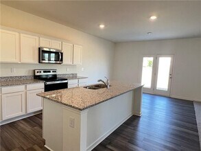 119 Pond Ct in Hoschton, GA - Foto de edificio - Building Photo