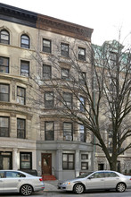 320 W 106th St in New York, NY - Building Photo - Primary Photo