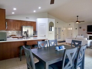 42297 Sultan Ave, Unit The Oasis Country Club in Palm Desert, CA - Building Photo - Building Photo