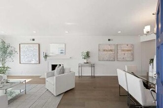 751 Skyline Dr in Daly City, CA - Foto de edificio - Building Photo