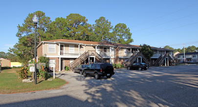 2107 E 1st St in Gulf Shores, AL - Building Photo - Building Photo