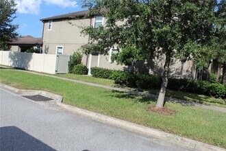 28648 Tranquil Lake Cir in Zephyrhills, FL - Building Photo - Building Photo