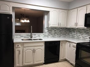 2125 Fairways Ct in Kennesaw, GA - Building Photo - Building Photo