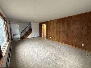 63 Vera St in Portland, ME - Building Photo - Building Photo