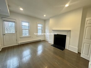 1402 Beacon St, Unit 1404-3 in Brookline, MA - Building Photo - Building Photo