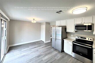 3718 E Gelding Dr in Phoenix, AZ - Building Photo - Building Photo