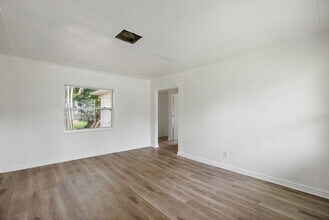 623 37th Ave S in St. Petersburg, FL - Building Photo - Building Photo
