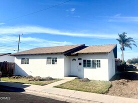 1183 S G St in Oxnard, CA - Building Photo