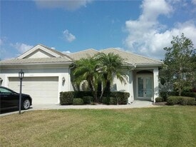 5303 97th St Cir E in Bradenton, FL - Building Photo