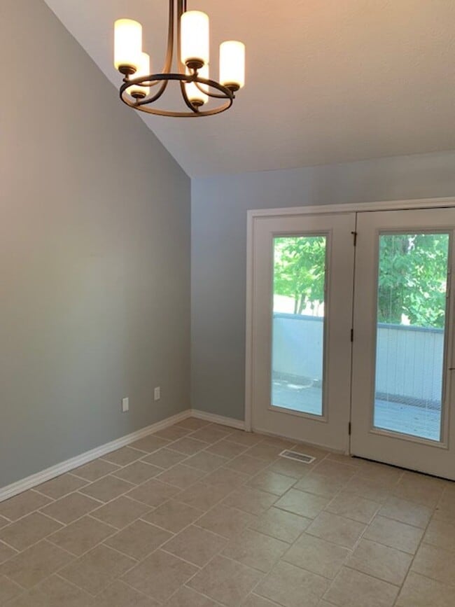 property at 237 Devonshire Dr