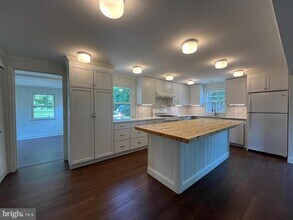 4047 Main St in Trappe, MD - Building Photo - Building Photo