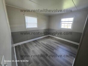 610 E Dunn Ave in Muncie, IN - Building Photo - Building Photo