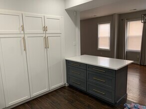 748 Pennington St, Unit 1 in Elizabeth, NJ - Foto de edificio - Building Photo