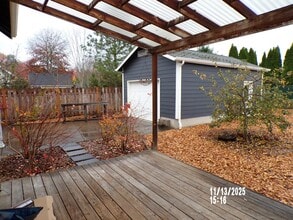 1238 SE Goodnight Ave in Corvallis, OR - Building Photo - Building Photo