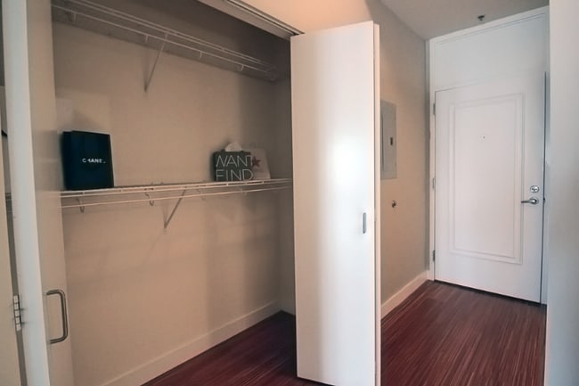 180 N Michigan Ave in Chicago, IL - Building Photo - Building Photo