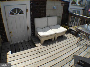 1737 South St, Unit 3RD FLOOR in Philadelphia, PA - Building Photo - Building Photo