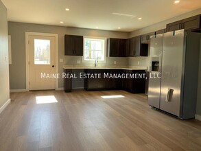 599 Pine Tree Rd in Hermon, ME - Building Photo - Building Photo