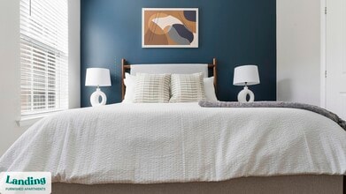 302 Constitution Ave, Unit B9-331 in Bayonne, NJ - Foto de edificio - Building Photo