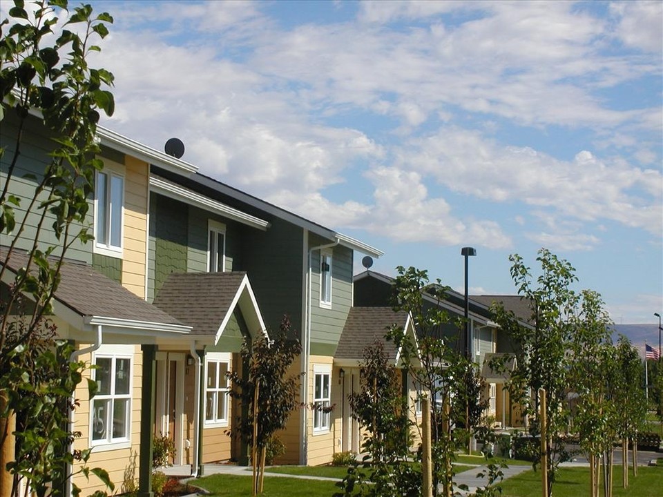 Tepeyac Haven Apartments in Pasco, WA - Building Photo