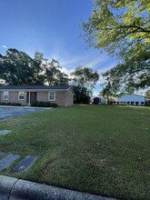 Berkshire Road Apartments in Fayetteville, NC - Foto de edificio - Building Photo