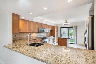 320 Deer Creek Wildwood Ln E in Deerfield Beach, FL - Building Photo - Building Photo