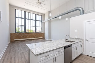The Railway Express Loft Apartments in Baltimore, MD - Building Photo