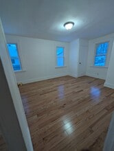 1532 Sunset Ave, Unit 1.1 in Utica, NY - Foto de edificio - Building Photo