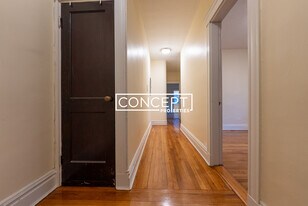 45 Englewood Ave, Unit 4 in Boston, MA - Building Photo