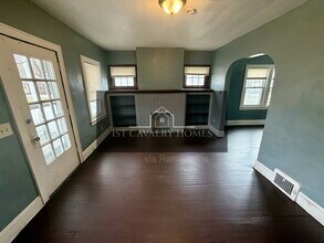 578 Hoye Ave in Akron, OH - Foto de edificio - Building Photo