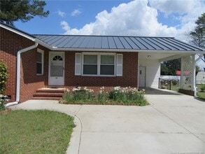 861 Brighton Rd in Fayetteville, NC - Building Photo - Building Photo