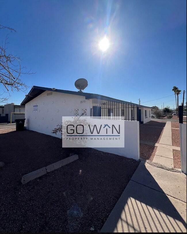 2619 E Portland St-Unit -Unit B in Phoenix, AZ - Building Photo - Building Photo