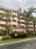 2768 Carambola Cir S