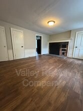 130 West St in Hadley, MA - Building Photo - Building Photo