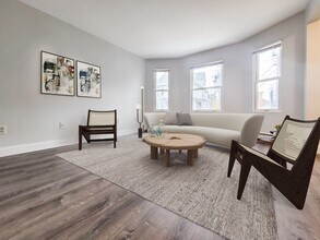 49 Rosedale St, Unit 1 in Boston, MA - Building Photo - Building Photo