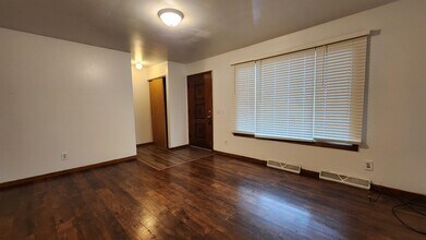 2421 Adler Cir in Middleton, WI - Building Photo - Building Photo