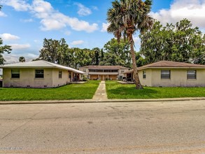 131 Laurel St in Palatka, FL - Building Photo - Building Photo