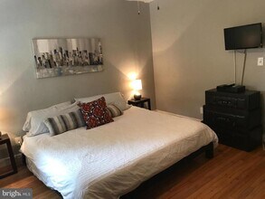 731 13th St NE in Washington, DC - Building Photo - Building Photo